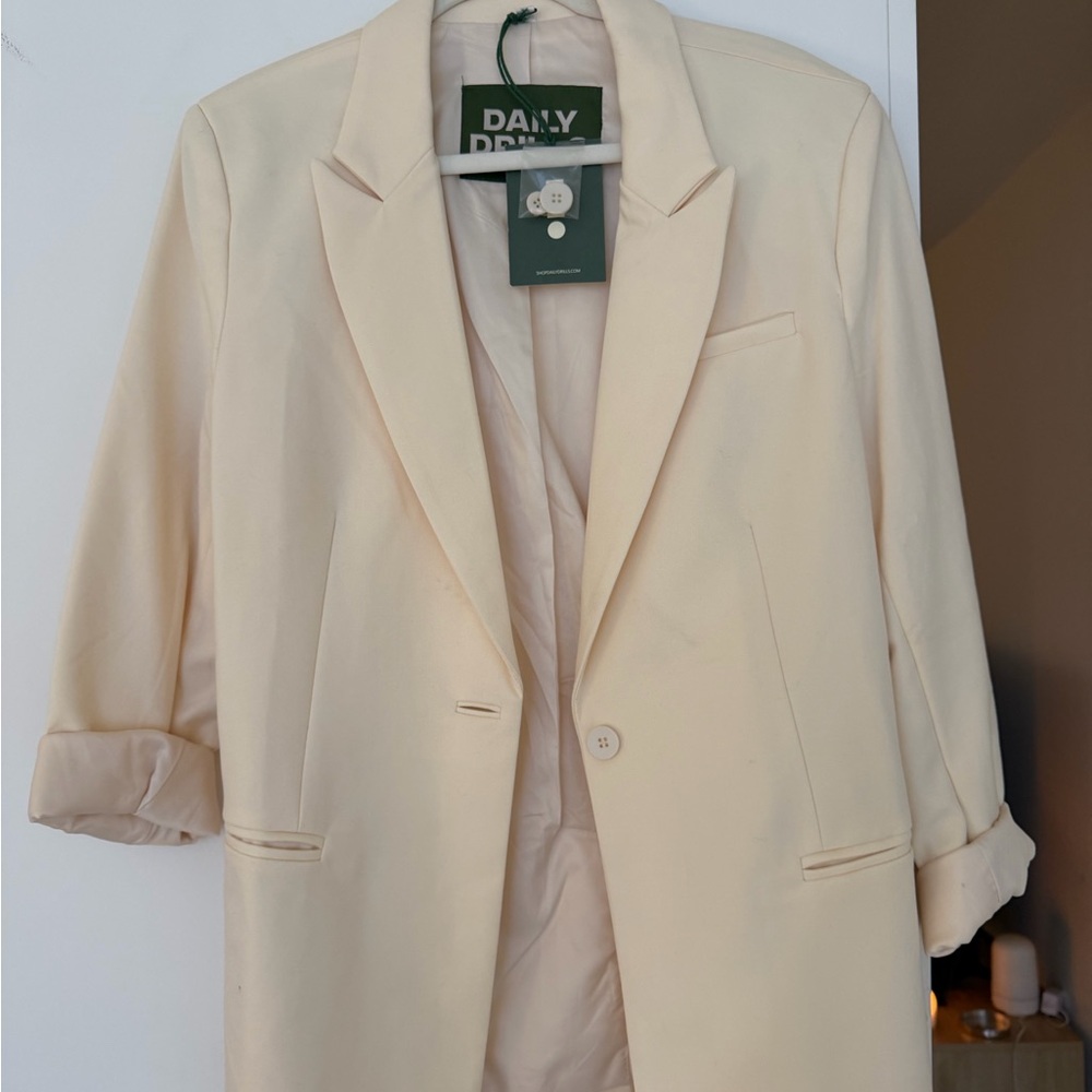 Daily Drills Cream Blazer